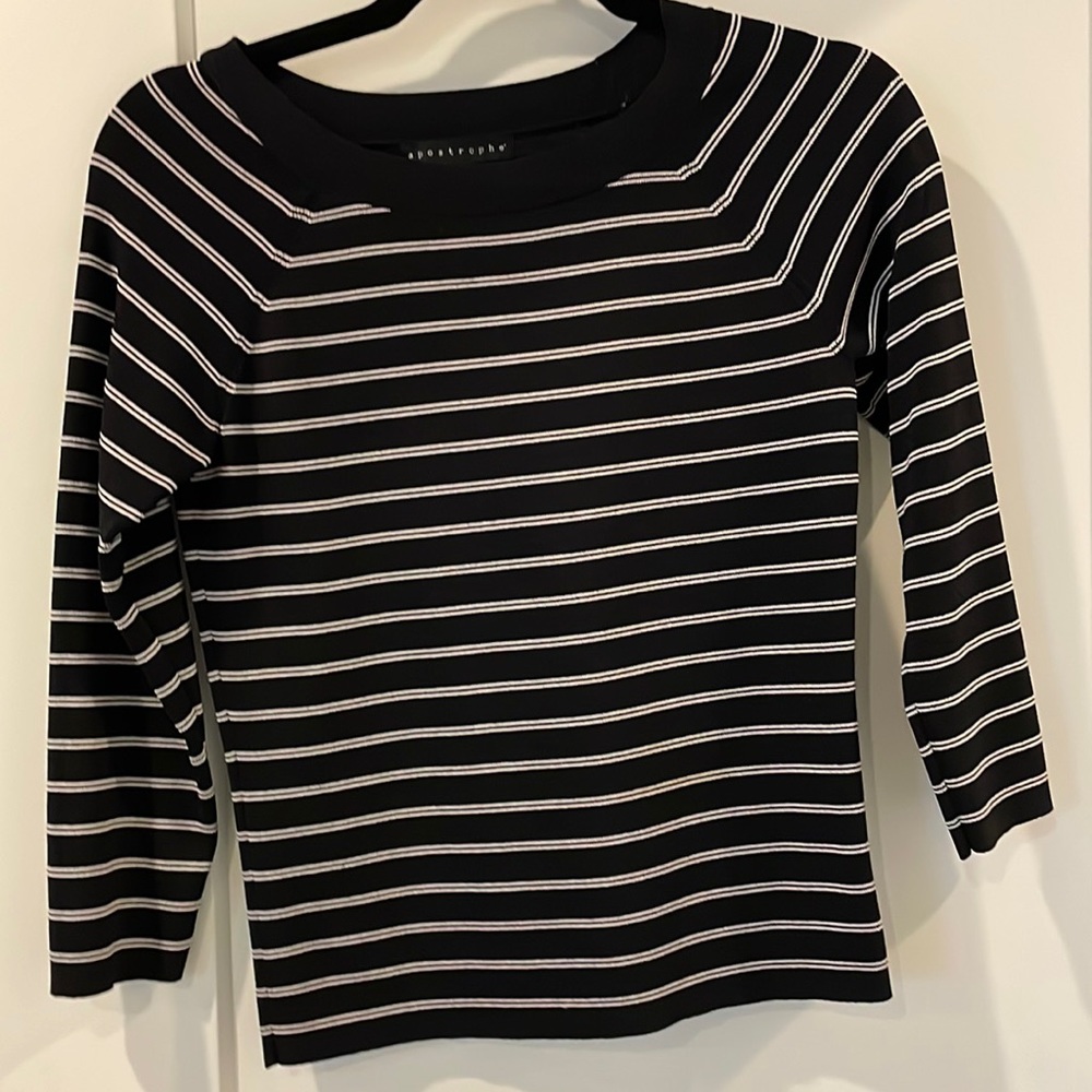 Apostrophe black and white striped stretch fitted top size S (6-8) LIKE NEW
